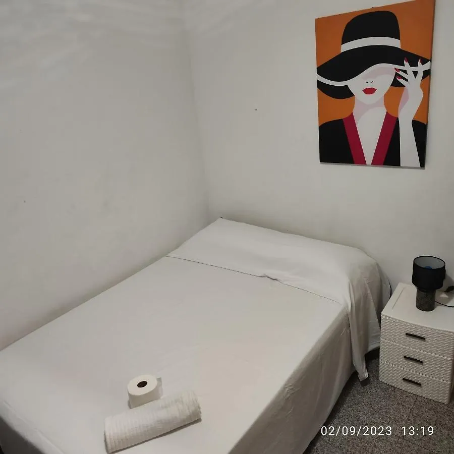 Alloggio in famiglia Appartamento Apto Barcelona C R Santa Coloma de Gramanet